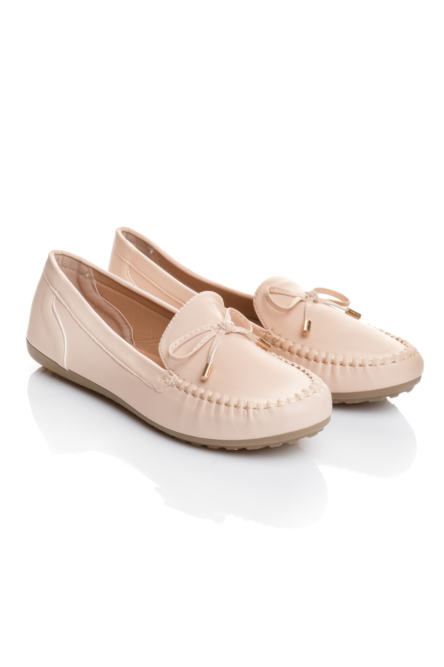 Moccasins with laces (21-1) – NUDE